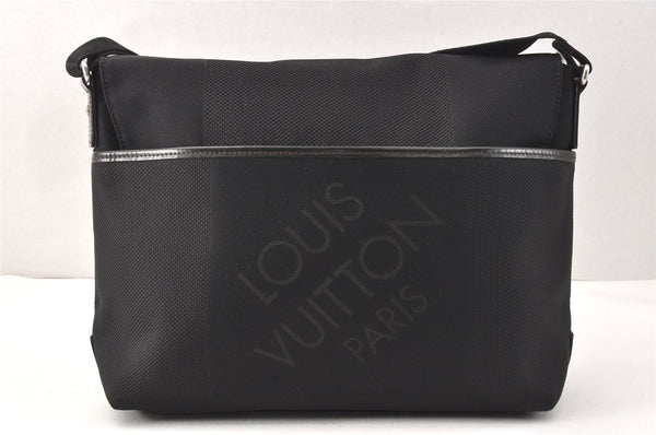 Authentic Louis Vuitton Damier Geant Loup Shoulder Cross Bag M93079 Black 3223K