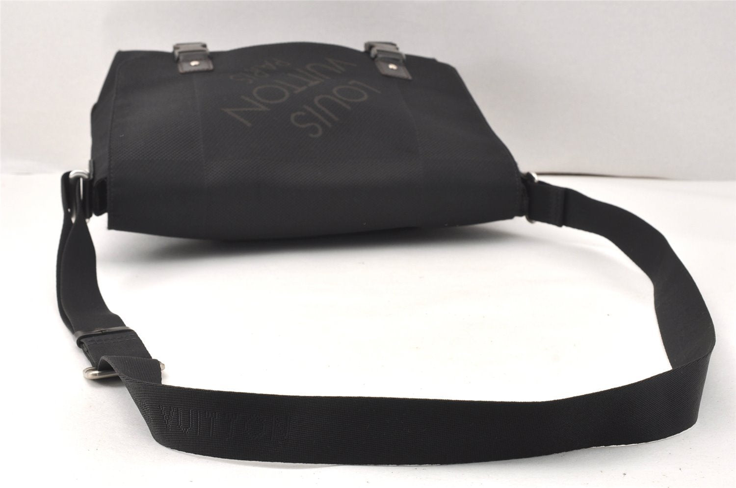 Authentic Louis Vuitton Damier Geant Loup Shoulder Cross Bag M93079 Black 3223K