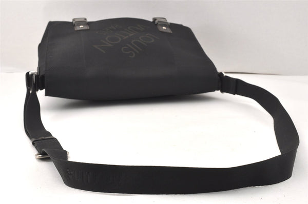 Authentic Louis Vuitton Damier Geant Loup Shoulder Cross Bag M93079 Black 3223K