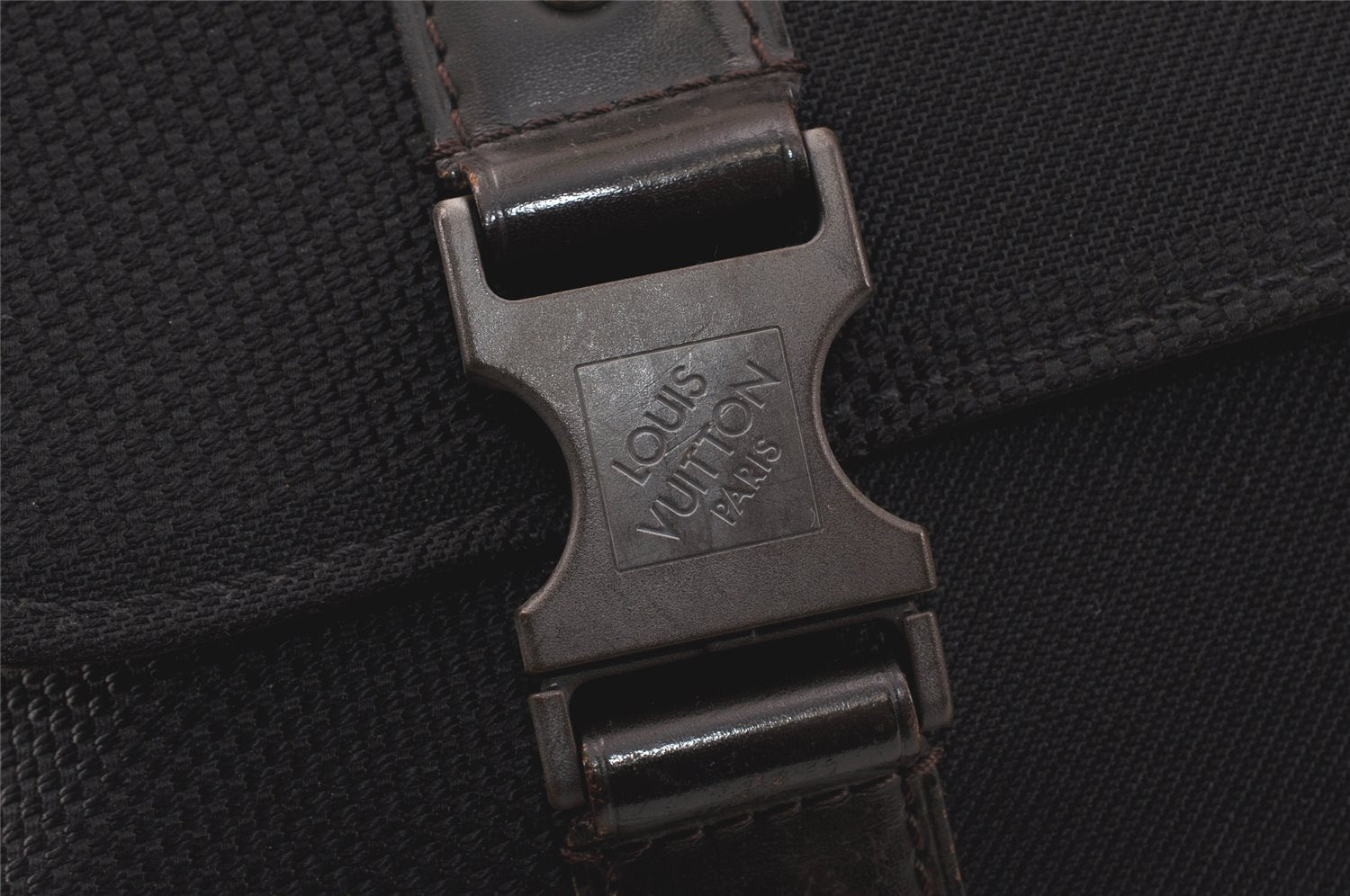 Authentic Louis Vuitton Damier Geant Loup Shoulder Cross Bag M93079 Black 3223K