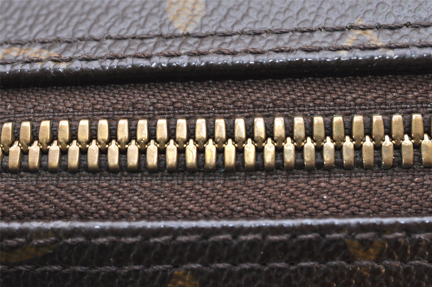 Authentic Louis Vuitton Monogram Cite GM Shoulder Bag M51181 LV Junk 3224K