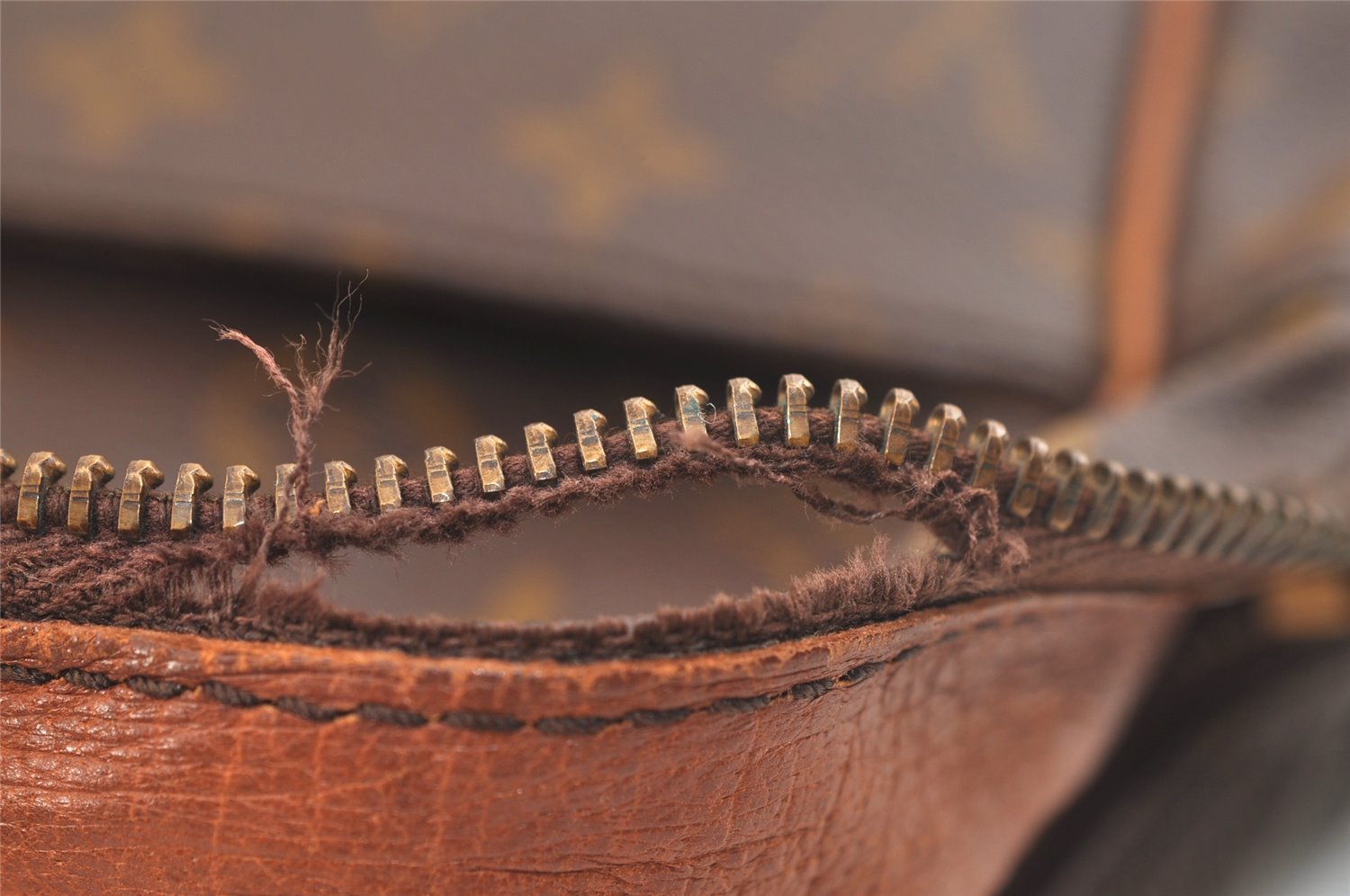 Auth Louis Vuitton Monogram Petit Marceau Shoulder Cross Bag Old Model LV 3226K