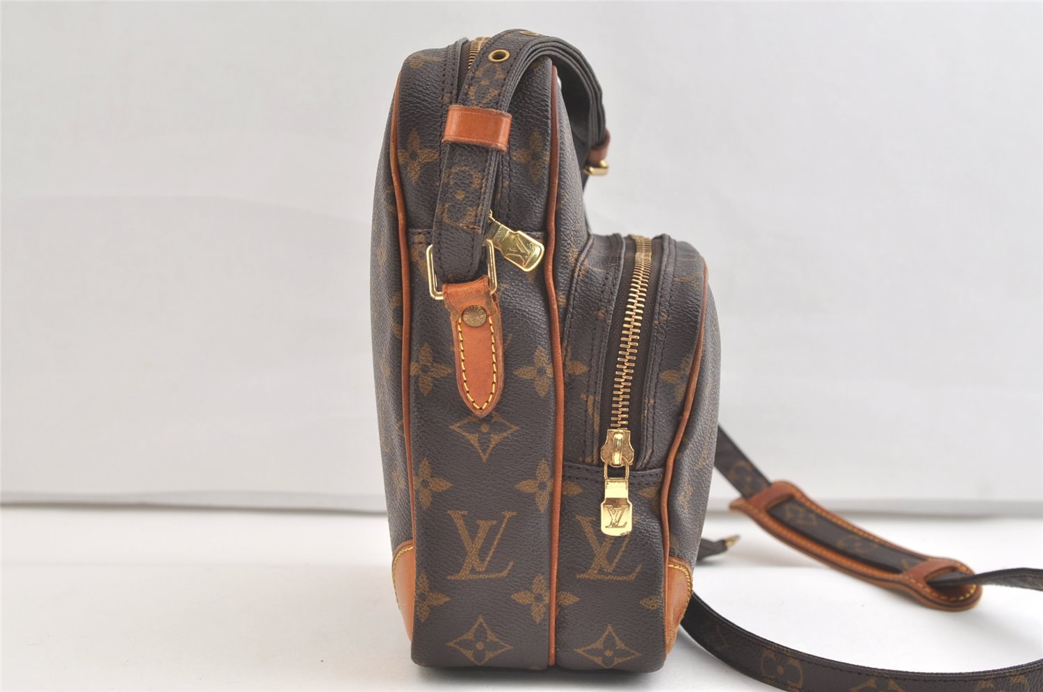 Authentic Louis Vuitton Monogram Amazone Shoulder Cross Bag M45236 Junk 3227K