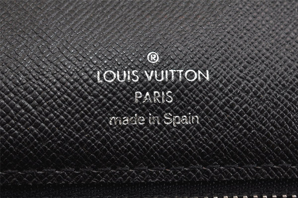 Authentic Louis Vuitton Taiga Selenga Clutch Hand Bag Black M30782 LV 3228K