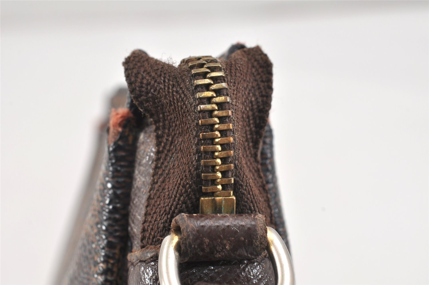 Authentic Louis Vuitton Damier Trousse Makeup Hand Bag Pouch N51982 LV 3229K