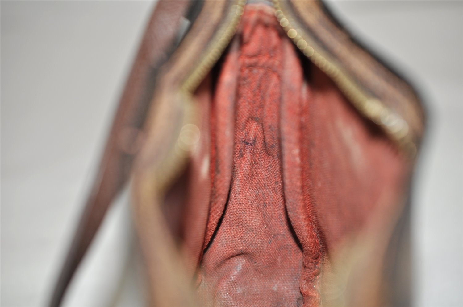 Authentic Louis Vuitton Damier Trousse Makeup Hand Bag Pouch N51982 LV 3229K