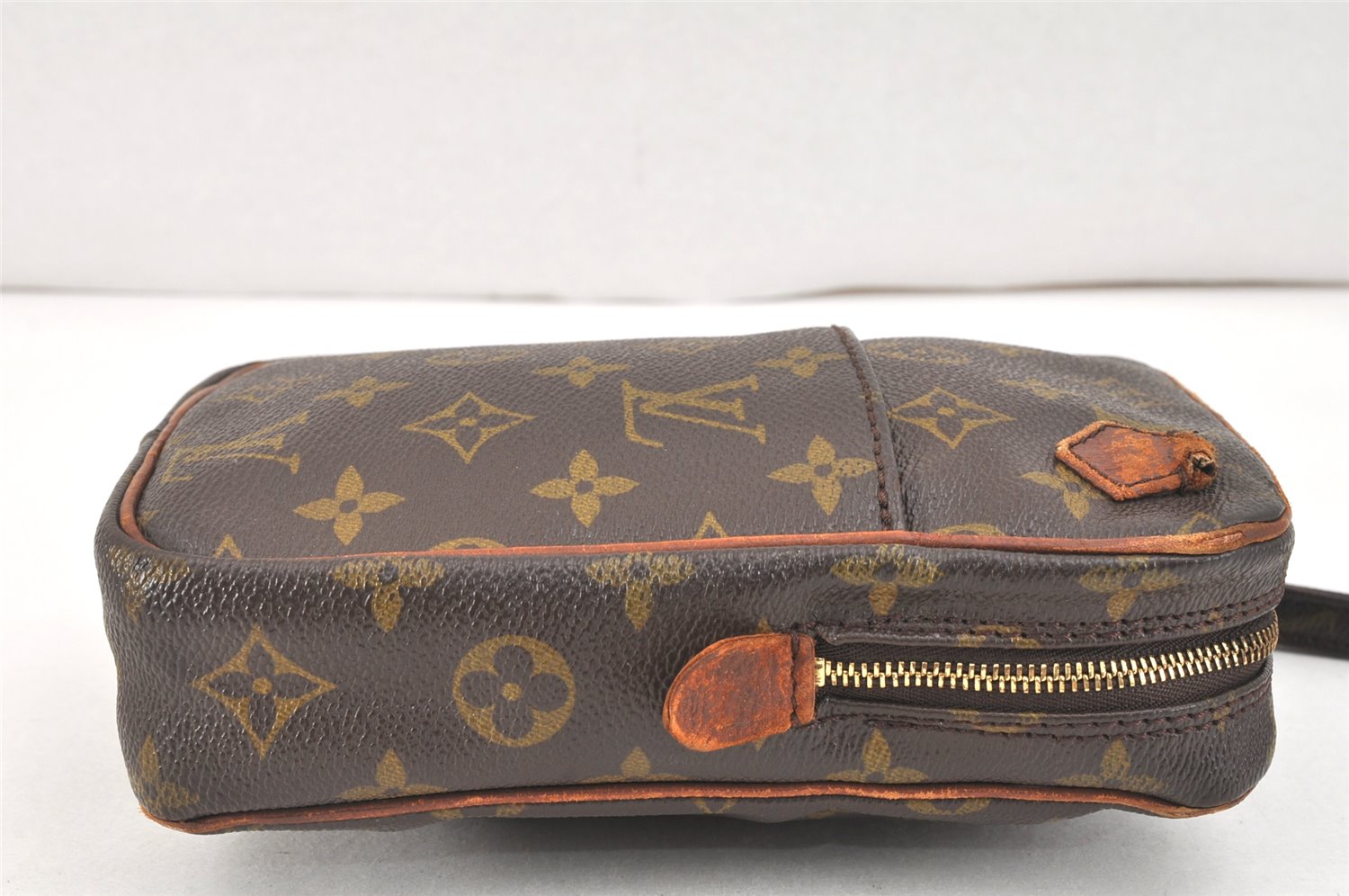 Authentic Louis Vuitton Monogram Danube Shoulder Cross Bag Old Model Junk 3235K