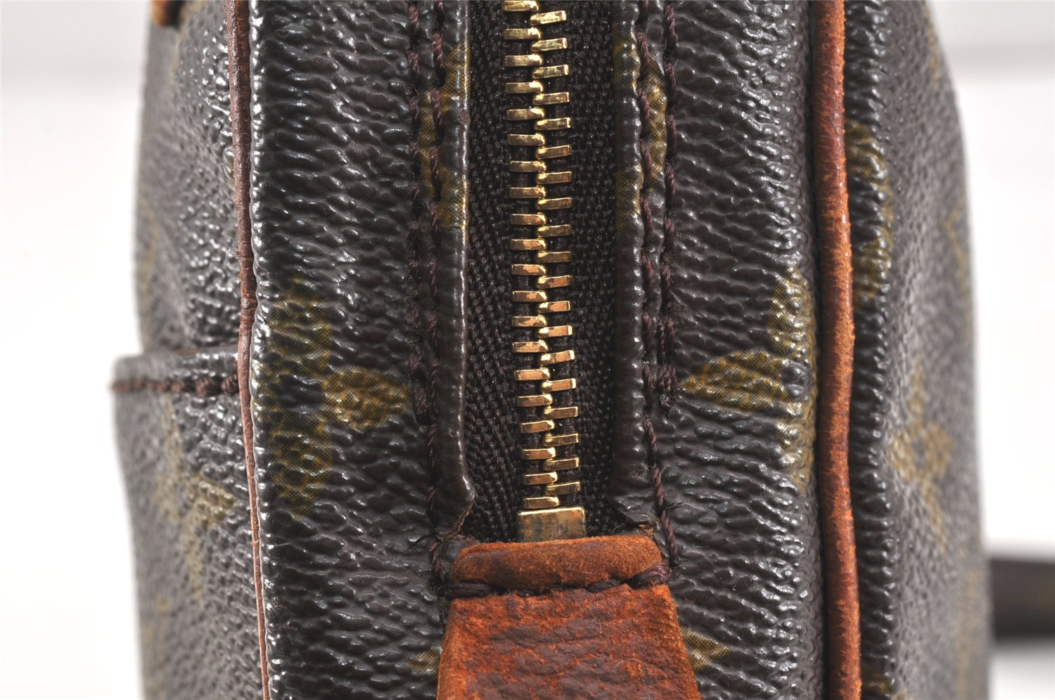 Authentic Louis Vuitton Monogram Danube Shoulder Cross Bag Old Model Junk 3235K