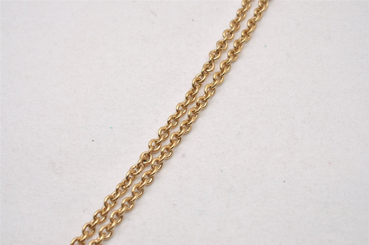 Authentic Christian Dior Gold Tone Chain Pendant Necklace CD 3238I