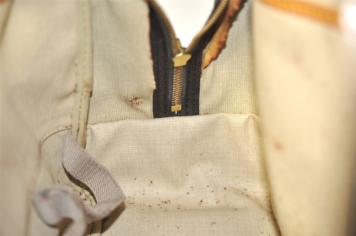 Authentic Louis Vuitton Monogram Deauville Hand Bag M47270 LV 3238J