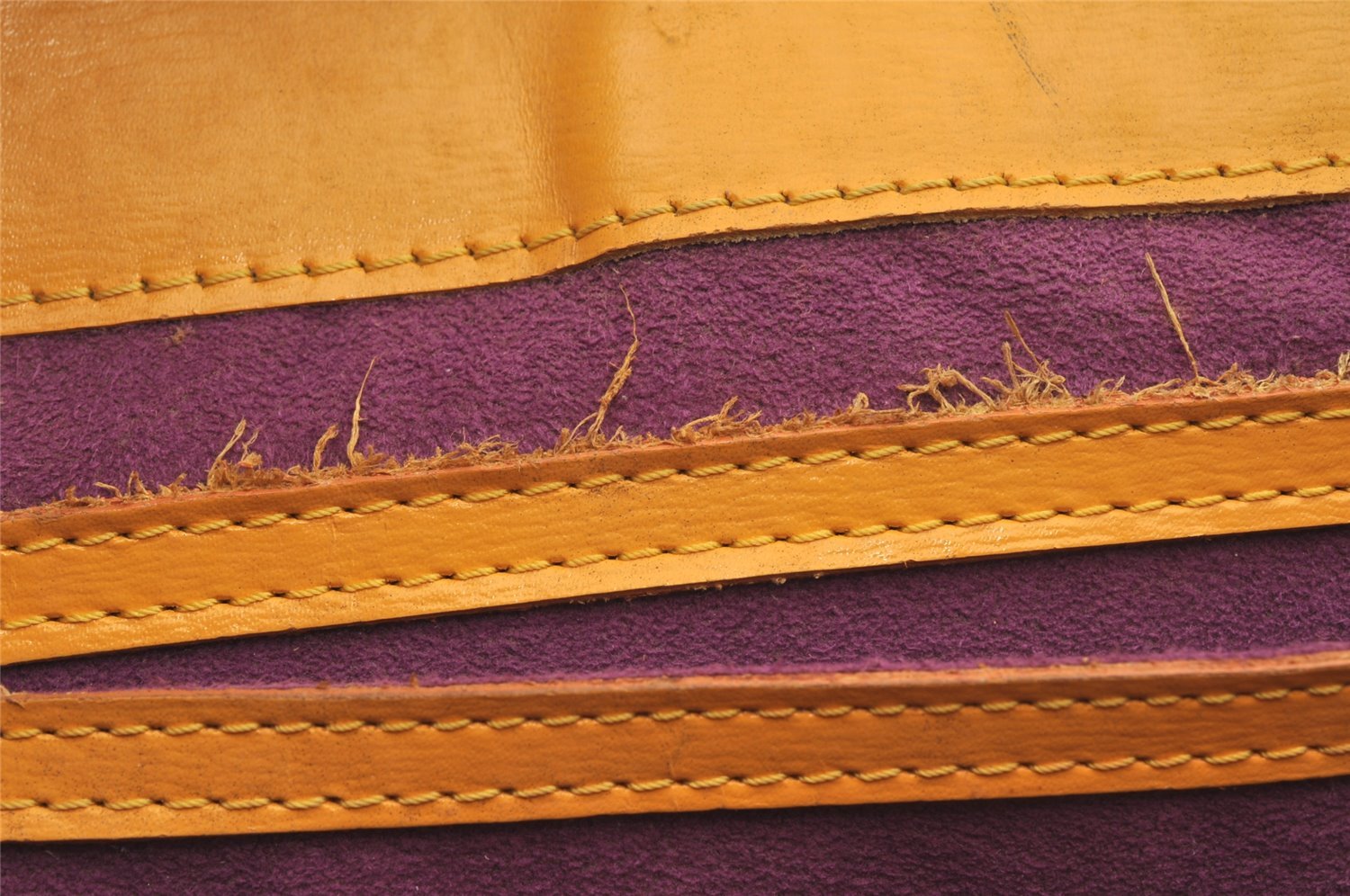 Authentic Louis Vuitton Epi Cluny Shoulder Bag Purse Yellow M52259 LV 3241J