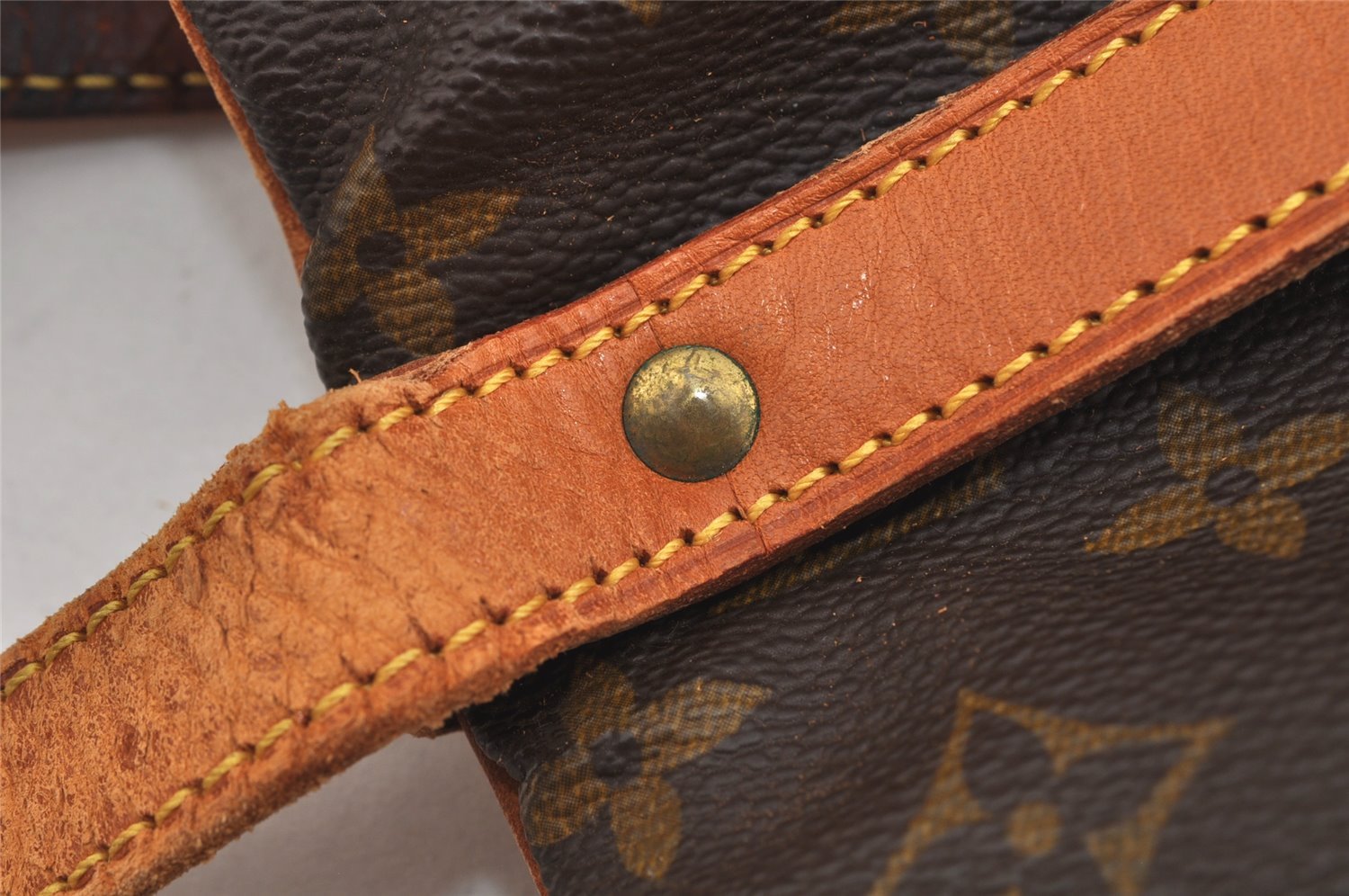 Authentic Louis Vuitton Monogram Saumur 30 Shoulder Cross Bag M42256 LV 3241K