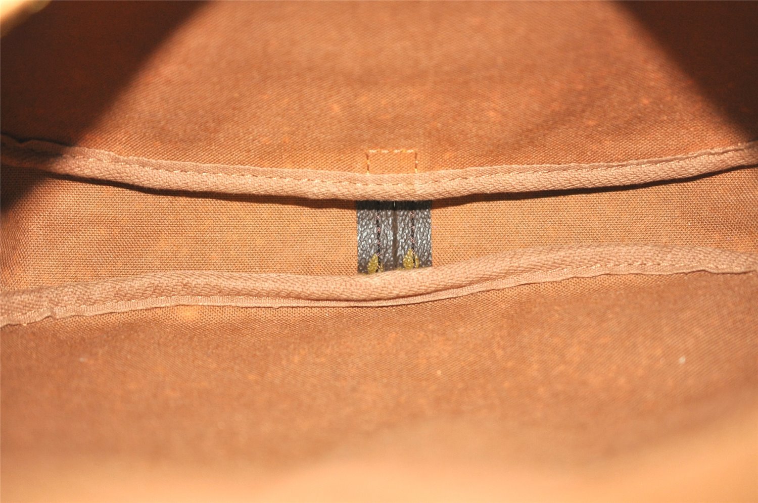 Authentic Louis Vuitton Monogram Saumur 30 Shoulder Cross Bag M42256 LV 3241K