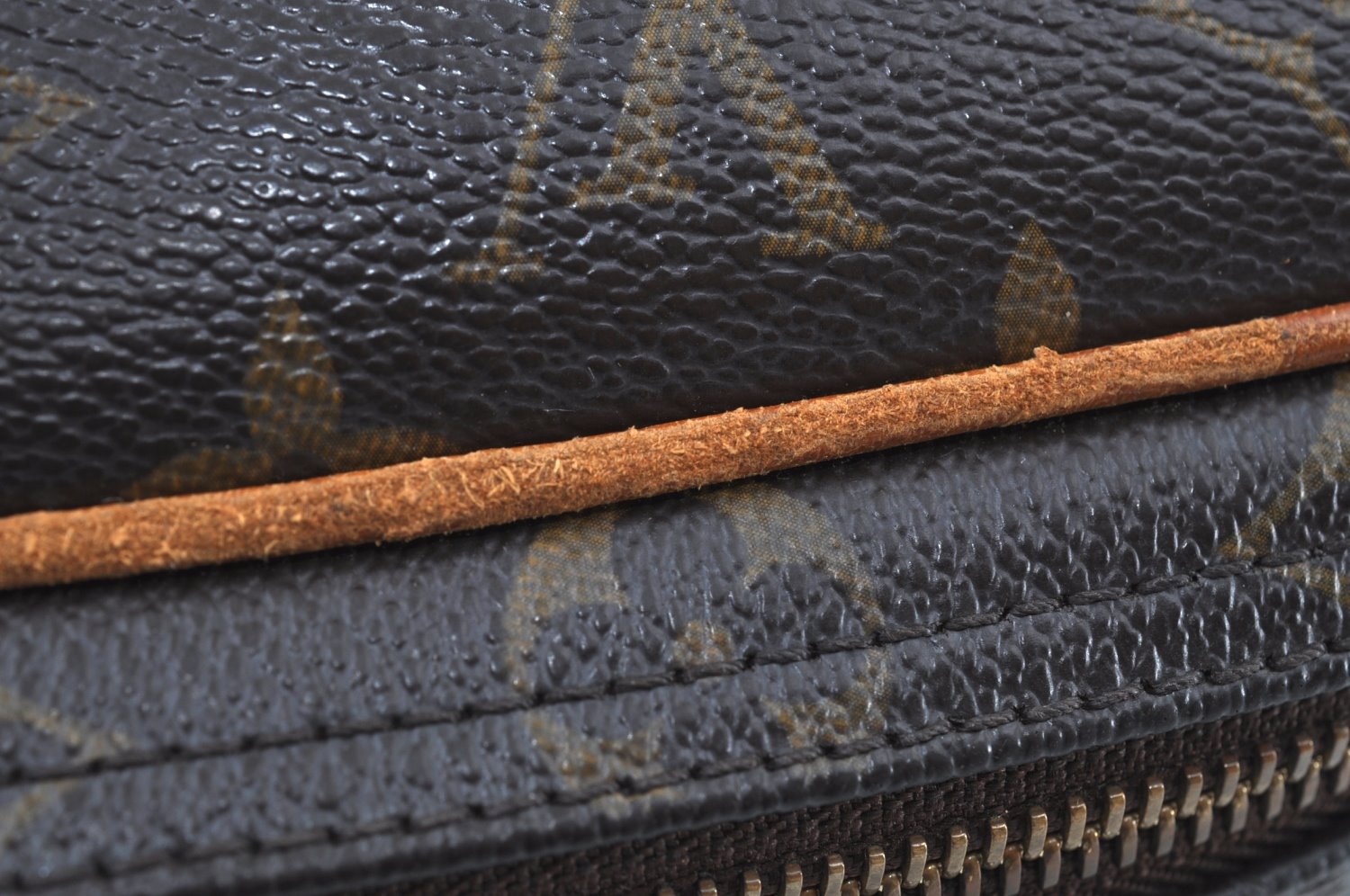 Auth Louis Vuitton Monogram Reporter PM Shoulder Cross Bag M45254 LV Junk 3242G