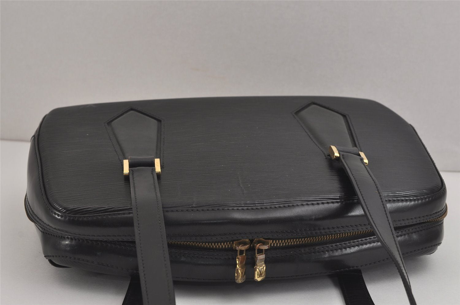 Authentic Louis Vuitton Epi Sablon Hand Bag Black M52042 LV 3242J