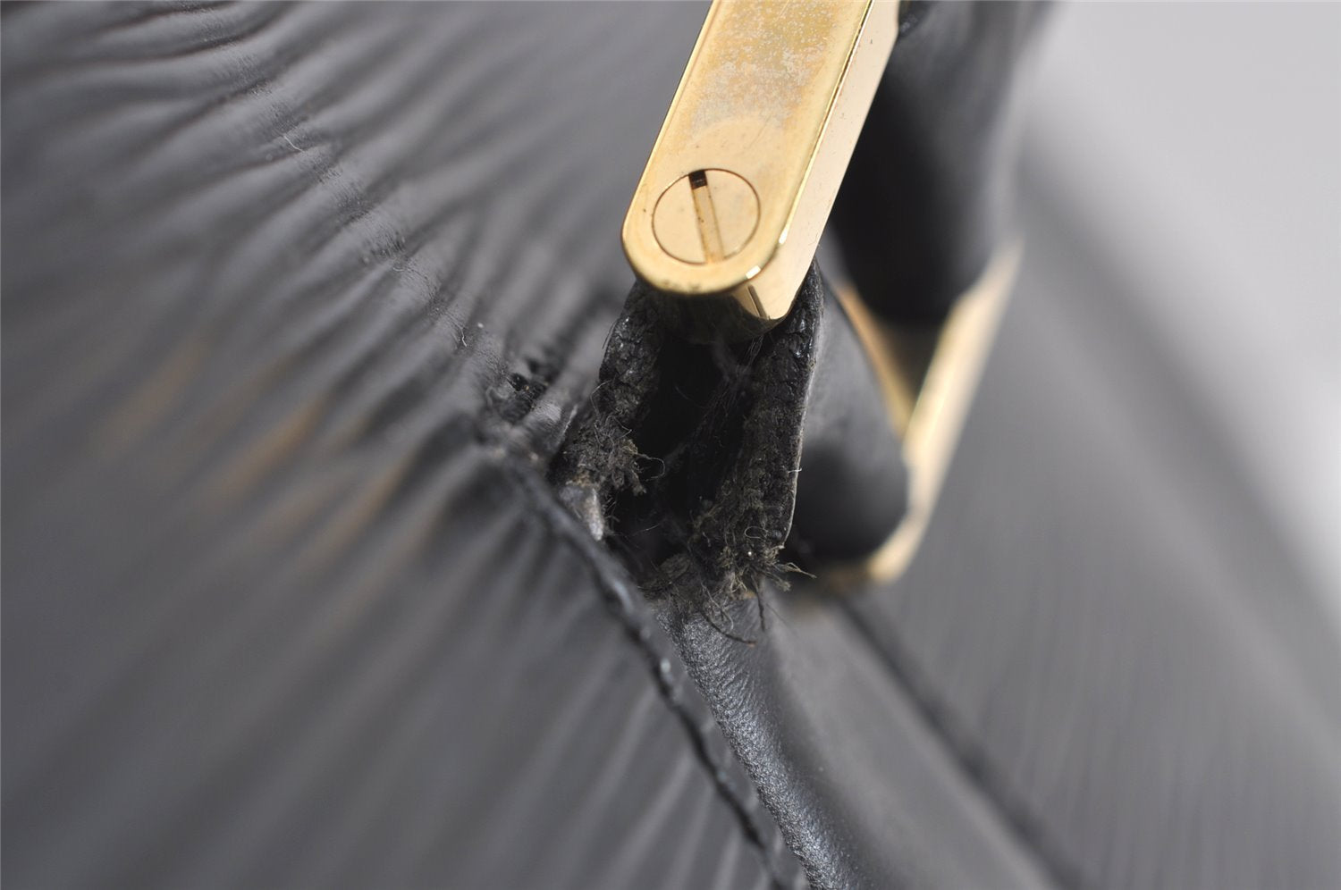 Authentic Louis Vuitton Epi Sablon Hand Bag Black M52042 LV 3242J