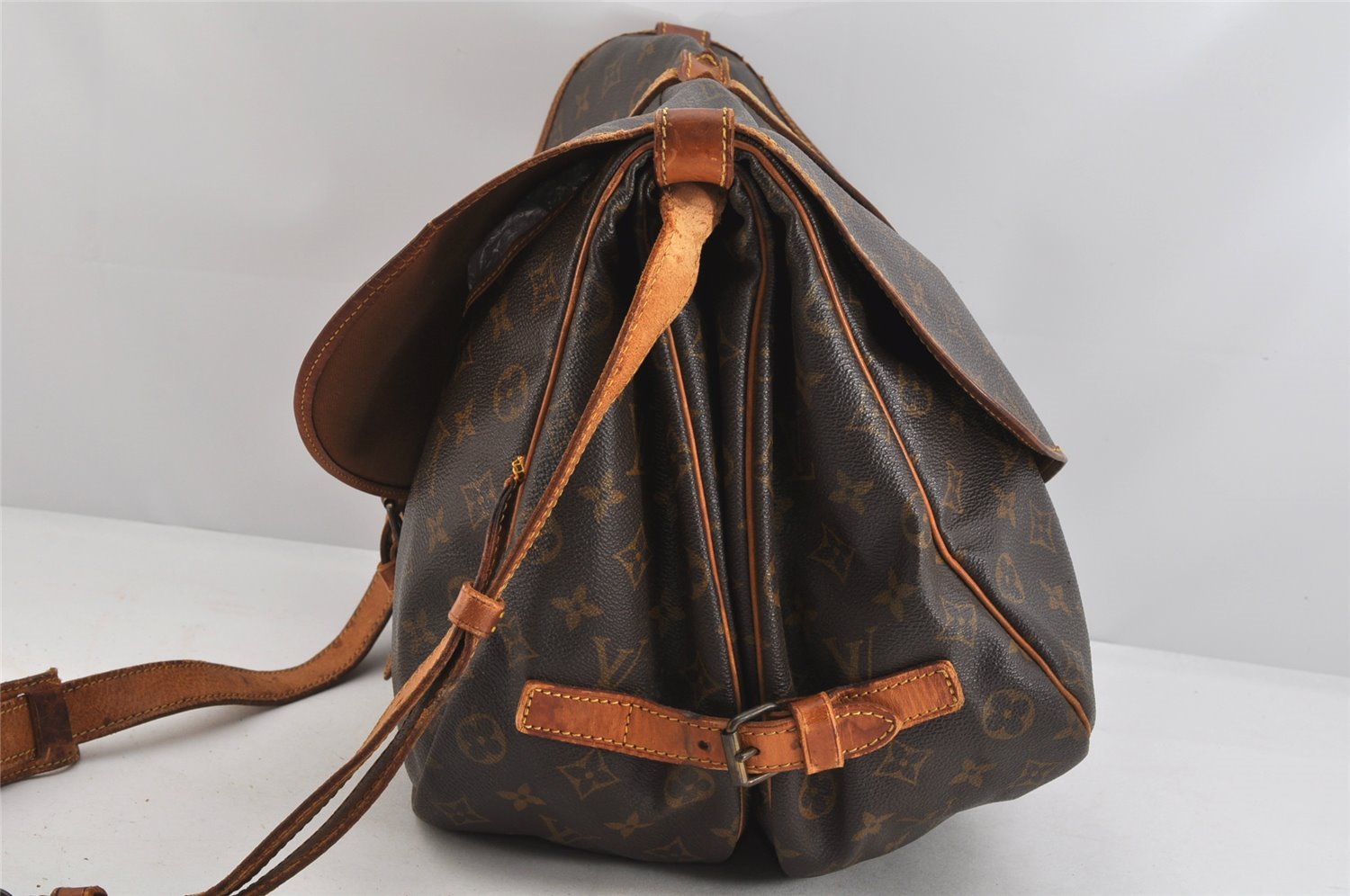 Authentic Louis Vuitton Monogram Saumur 35 Shoulder Cross Bag M42254 Junk 3242K