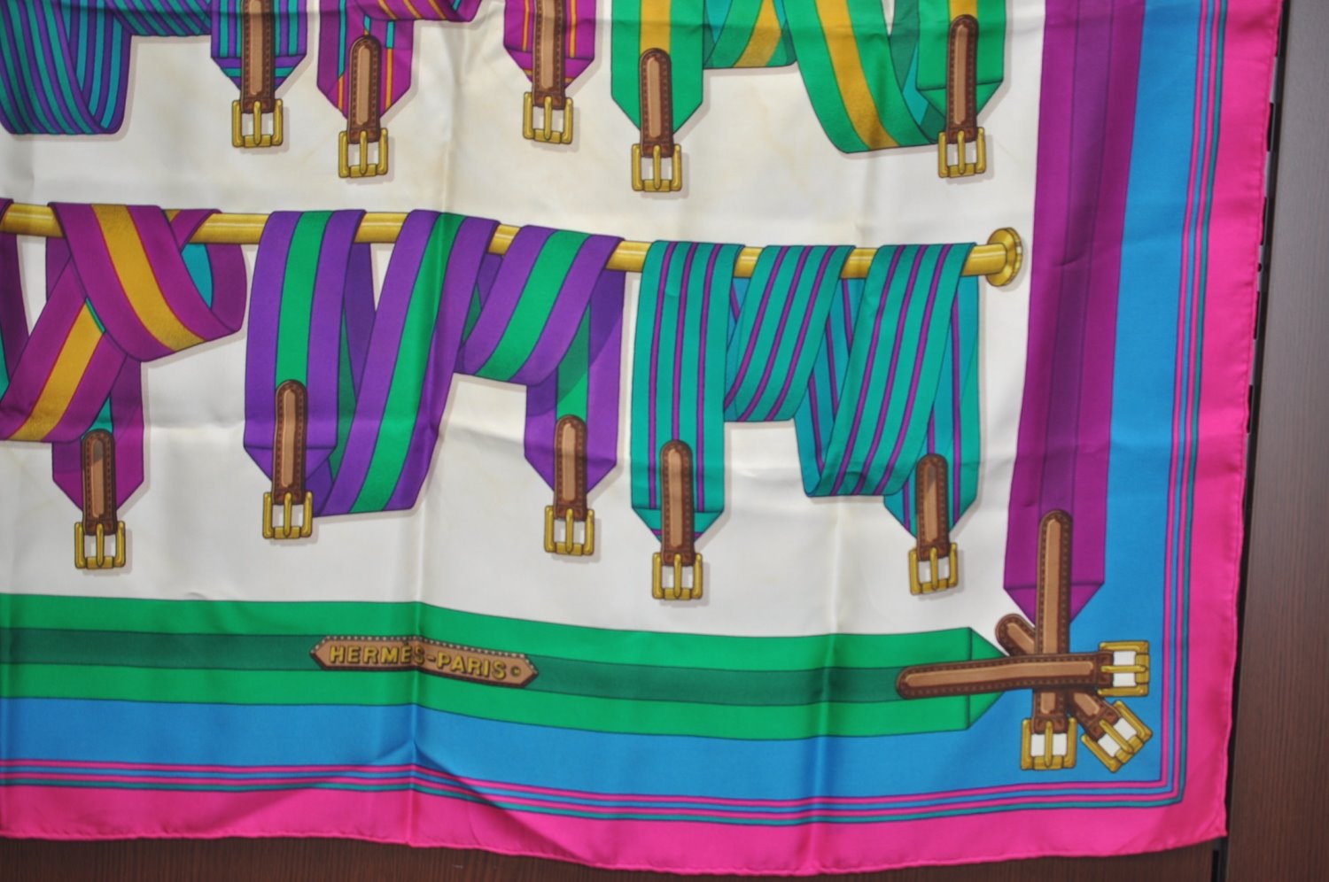 Authentic HERMES Carre 90 Scarf 