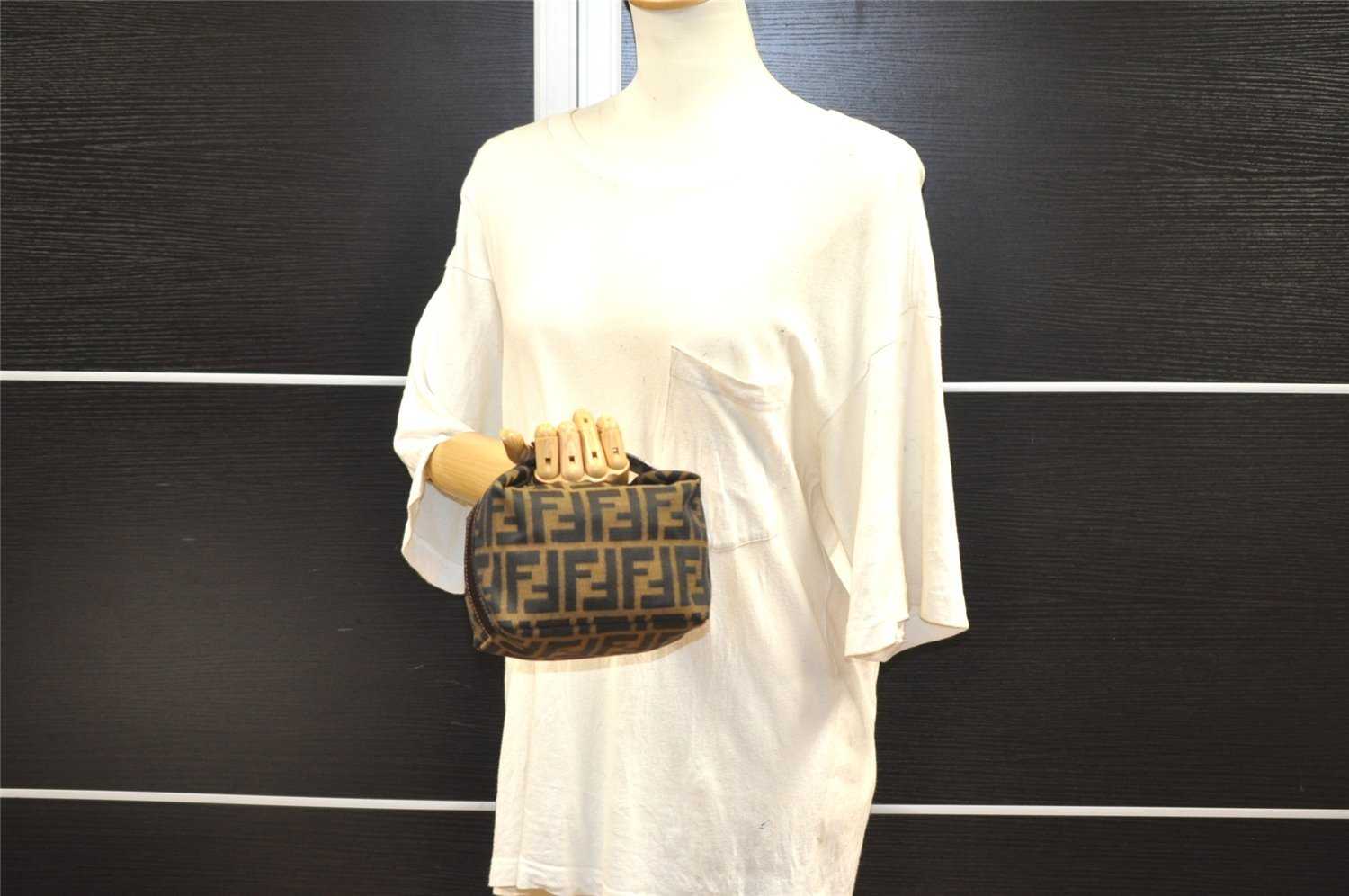 Authentic FENDI Zucca Hand Bag Pouch Purse Canvas Leather Brown Black Junk 3243I