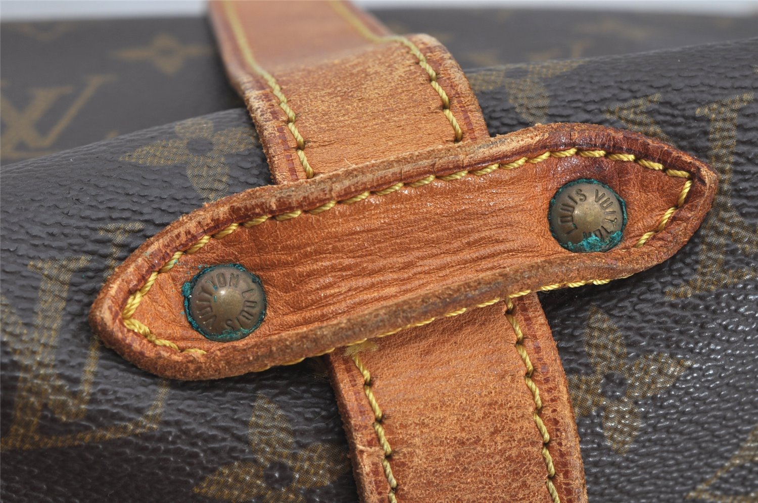 Authentic Louis Vuitton Monogram Saumur 35 Shoulder Cross Bag M42254 LV 3243K