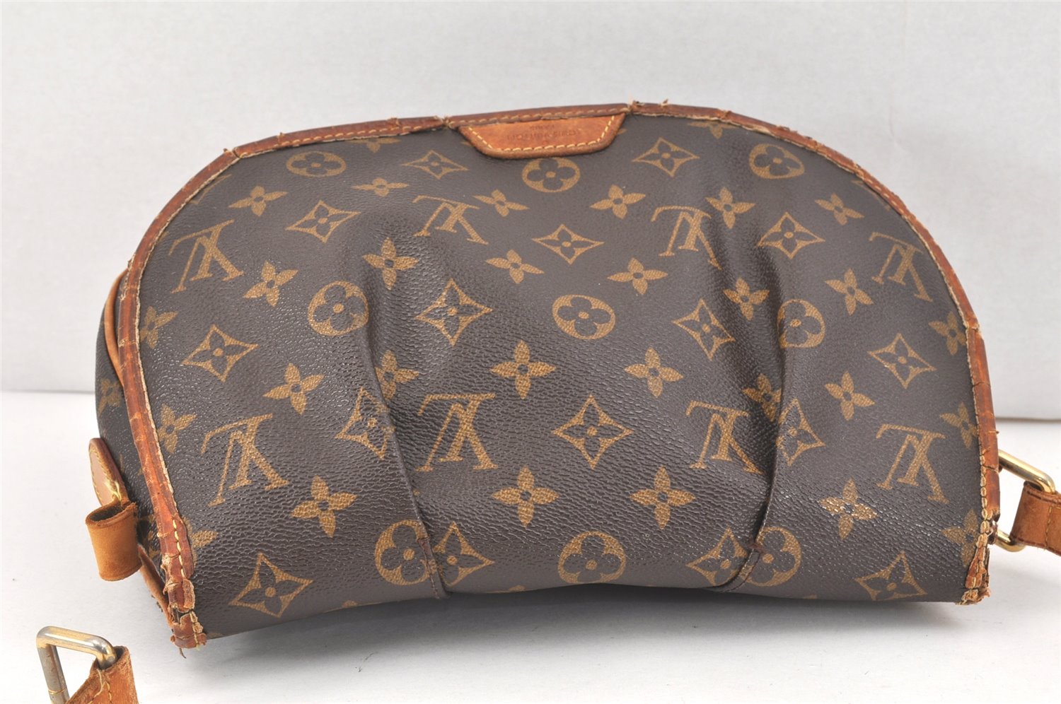 Authentic Louis Vuitton Monogram Menilmontant PM M40474 Shoulder Bag Junk 3244K