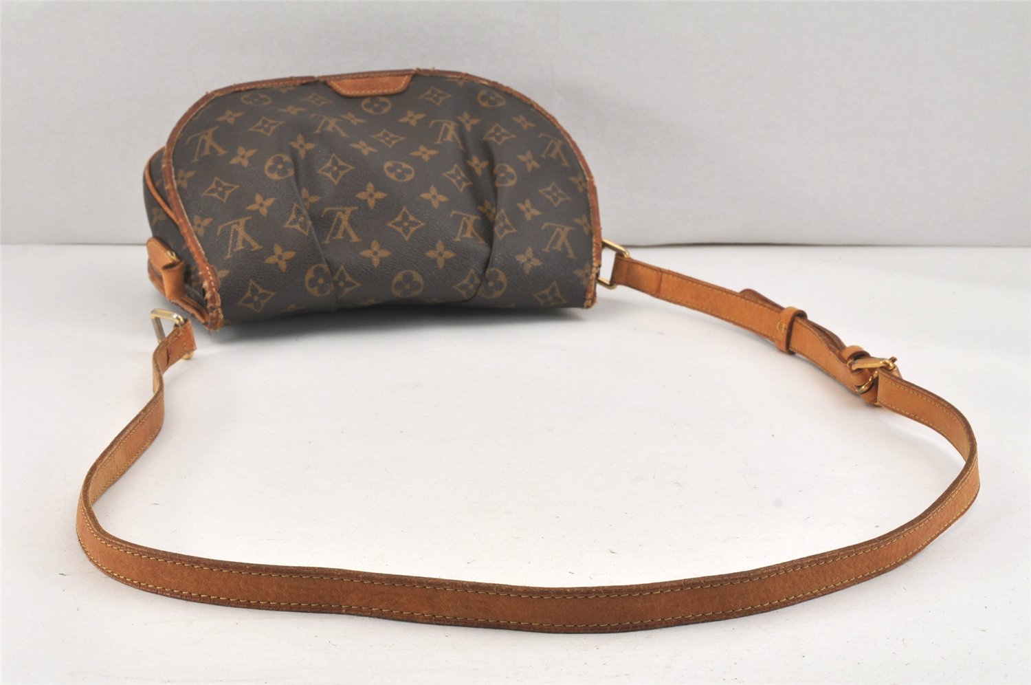 Authentic Louis Vuitton Monogram Menilmontant PM M40474 Shoulder Bag Junk 3244K
