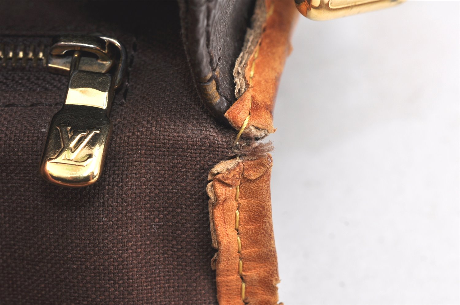 Authentic Louis Vuitton Monogram Menilmontant PM M40474 Shoulder Bag Junk 3244K