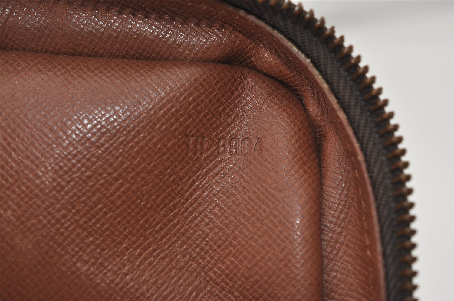 Authentic Louis Vuitton Monogram Amazone Shoulder Cross Body Bag M45236 LV 3245J