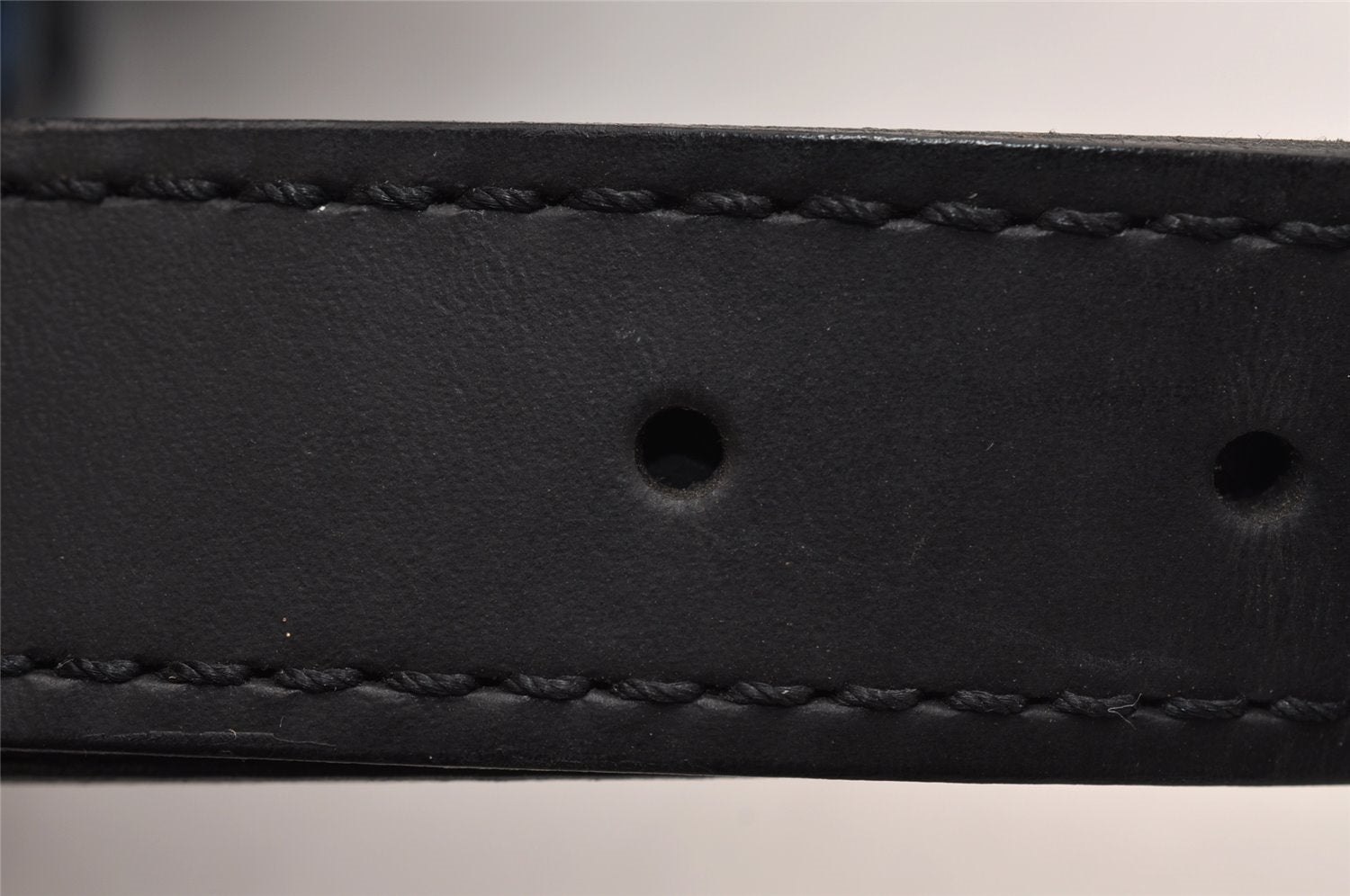 Authentic Louis Vuitton Epi Petit Noe Bi-color Blue x Black Drawstring Bag 3249I