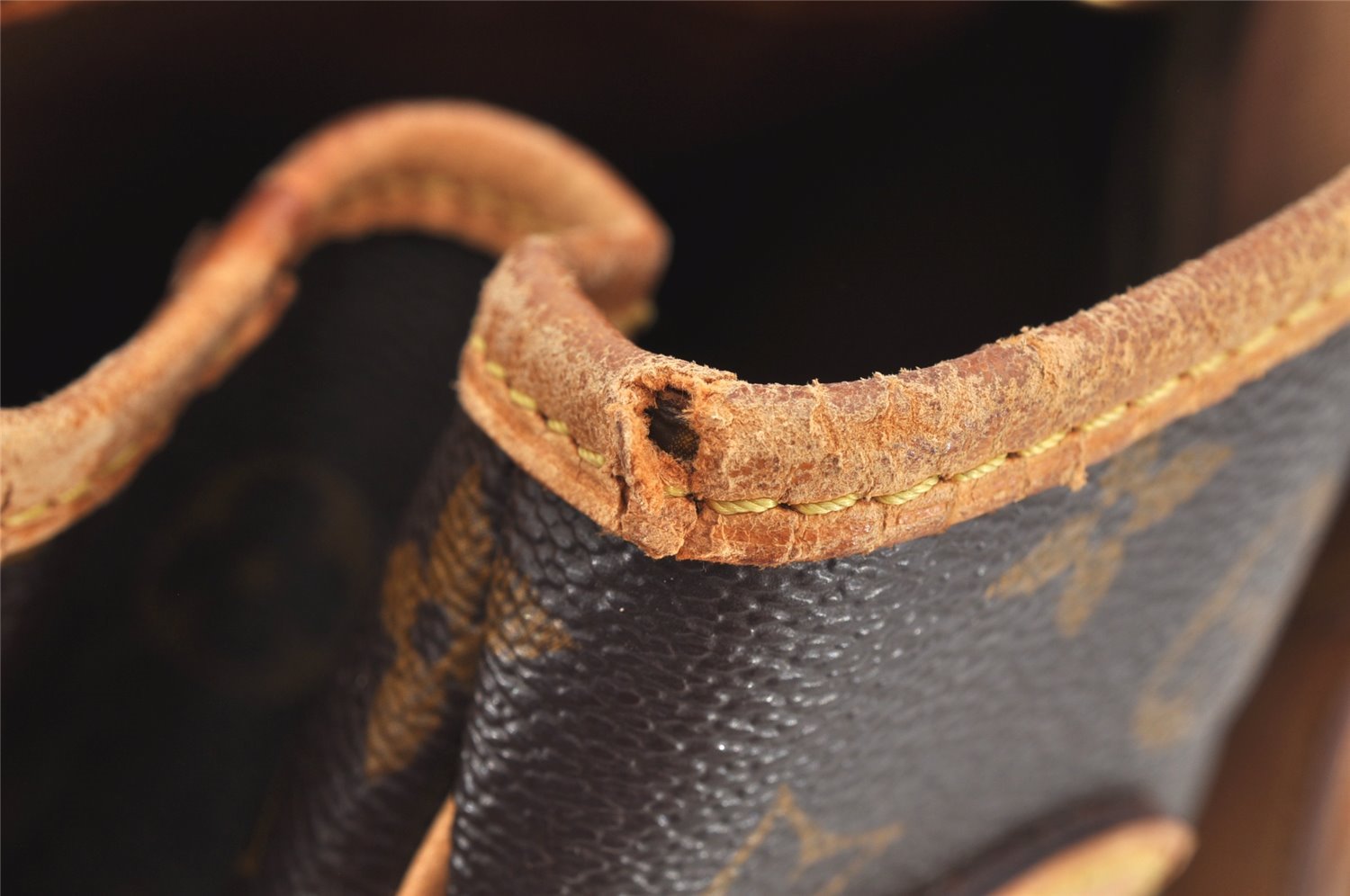 Authentic Louis Vuitton Monogram Batignolles Horizontal Tote Bag M51154 LV 3249K