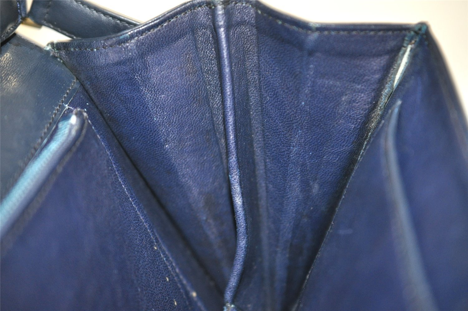 Authentic GUCCI Vintage Shoulder Bag Purse Leather Navy Blue 3253I