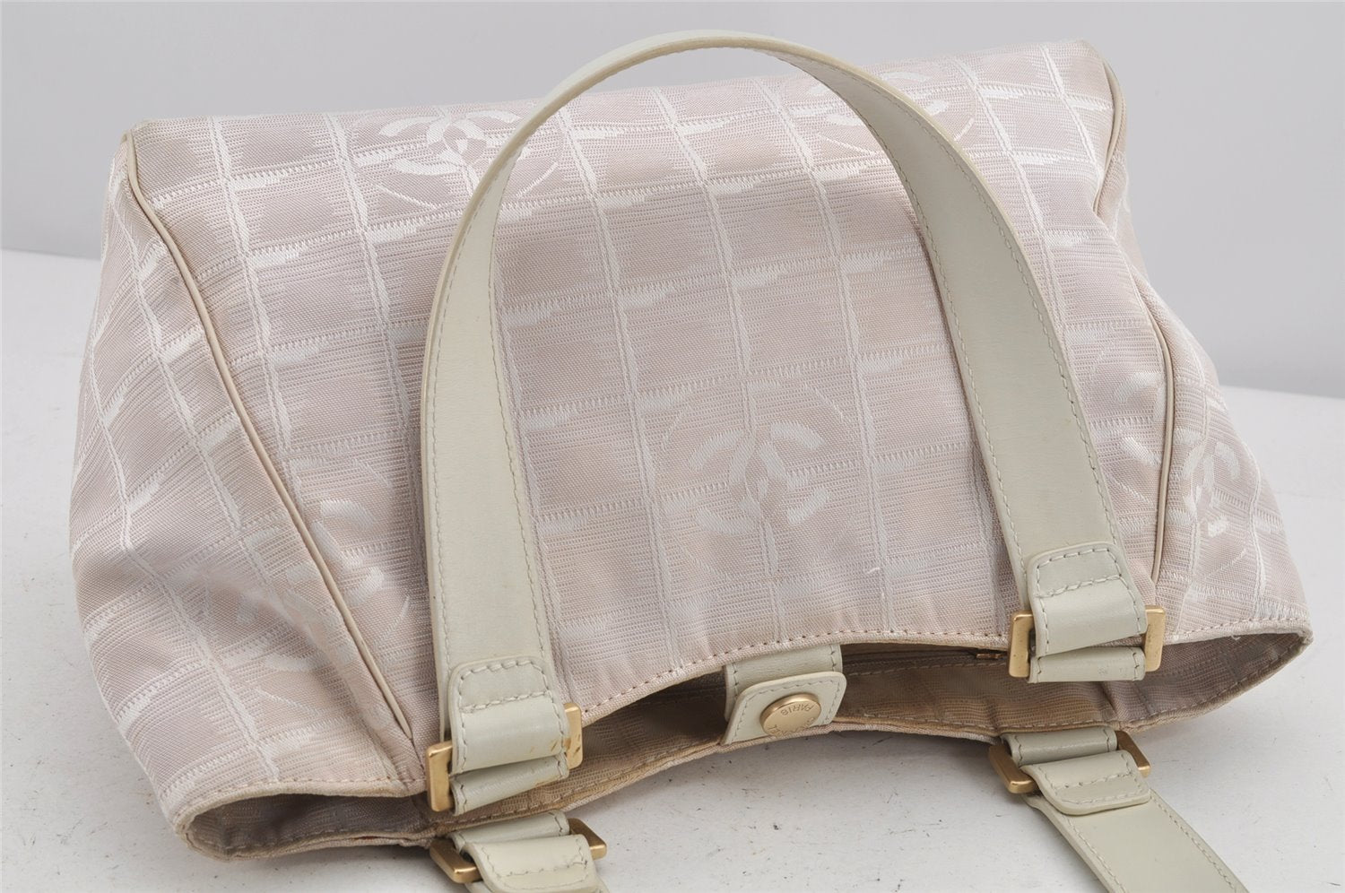 Authentic CHANEL New Travel Line Shoulder Hand Bag Nylon Leather Pink 3253K
