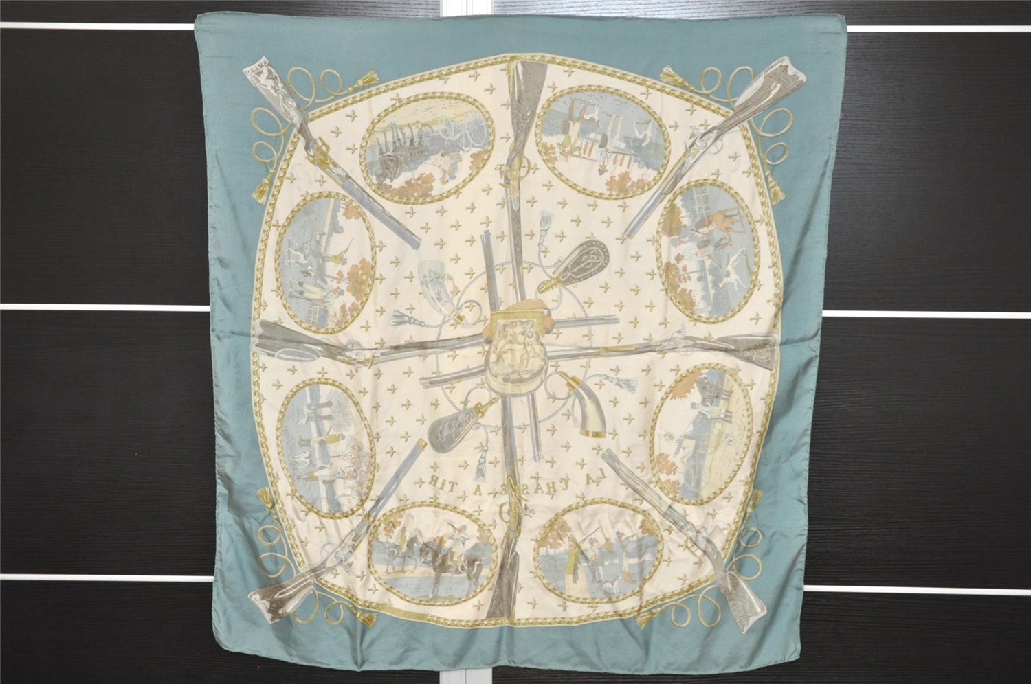 Authentic HERMES Carre 90 Scarf 