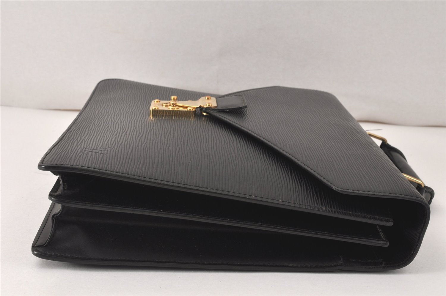 Authentic Louis Vuitton Epi Serviette Conseiller Briefcase Black M54422 LV 3257K