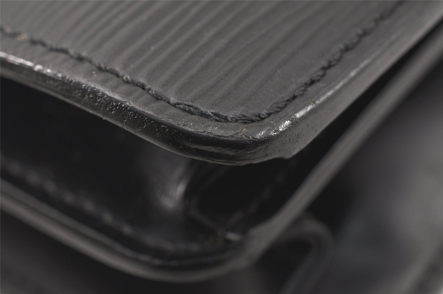 Authentic Louis Vuitton Epi Serviette Conseiller Briefcase Black M54422 LV 3257K