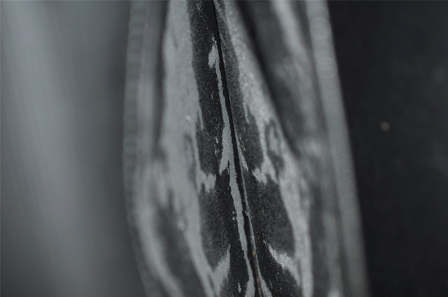 Authentic Louis Vuitton Epi Serviette Conseiller Briefcase Black M54422 LV 3257K