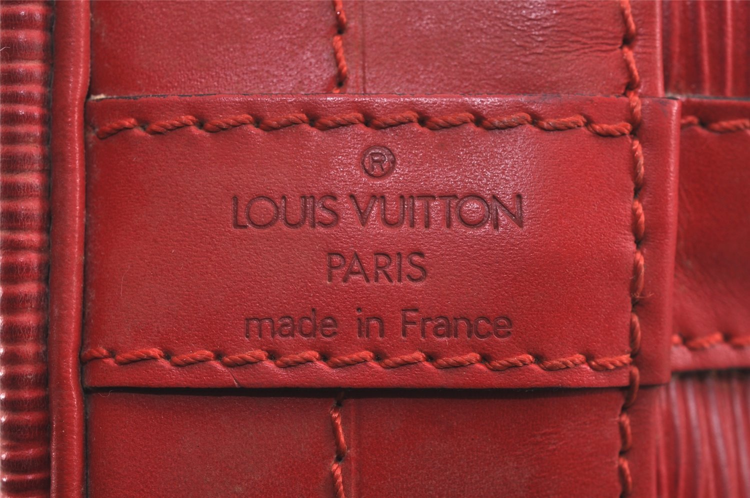 Authentic Louis Vuitton Epi Noe Shoulder Drawstring Bag Red M44007 LV 3258J