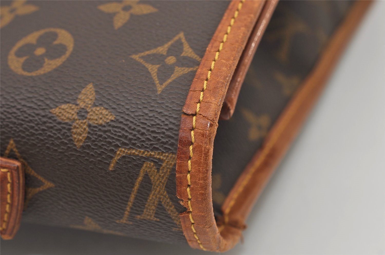 Authentic Louis Vuitton Monogram Beverly 41 M51121 2Way Shoulder Hand Bag 3263J