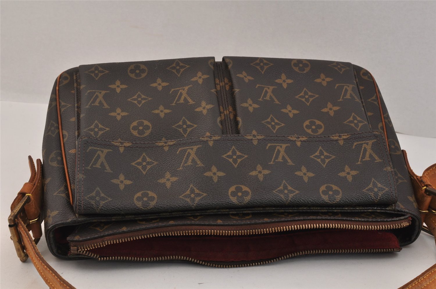 Authentic Louis Vuitton Monogram Viva Cite GM Shoulder Bag M51163 LV Junk 3270K