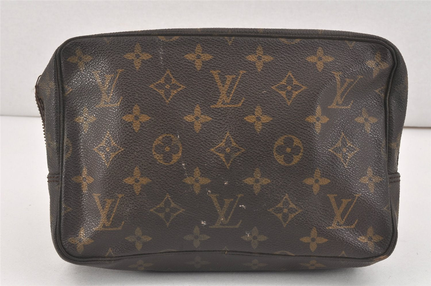 Auth Louis Vuitton Monogram Trousse Toilette 23 Clutch Bag M47524 Junk 3271K