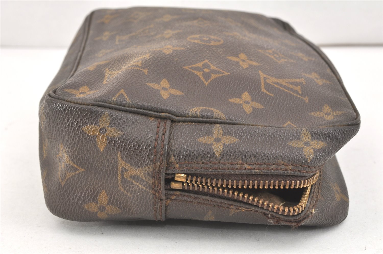Auth Louis Vuitton Monogram Trousse Toilette 23 Clutch Bag M47524 Junk 3271K