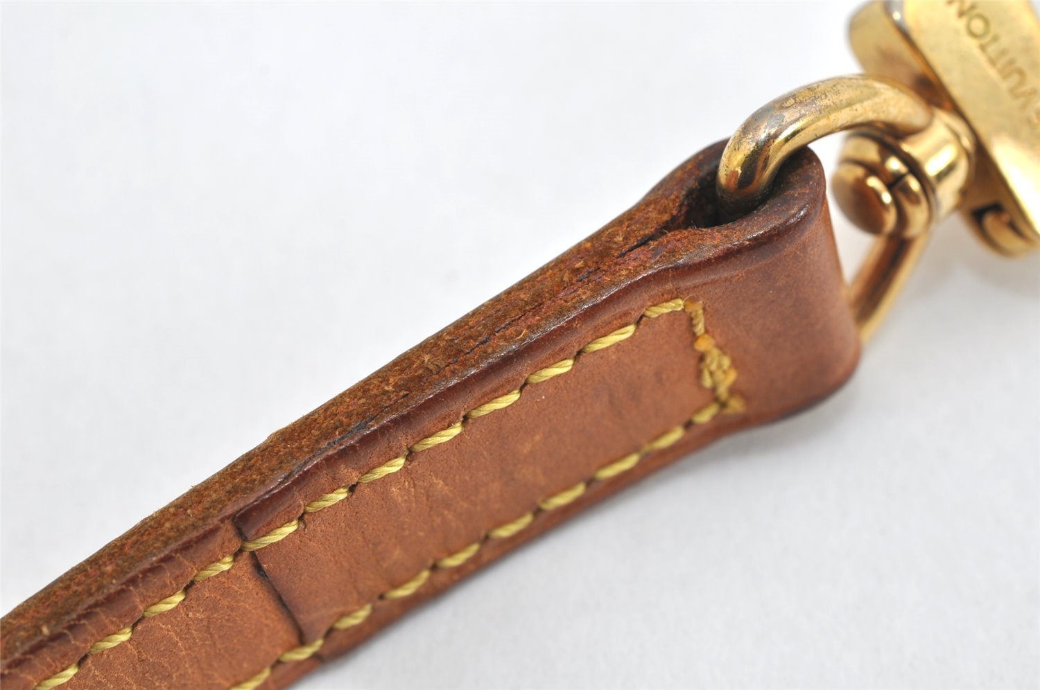 Authentic Louis Vuitton Leather Shoulder Strap Beige 40.7-47.8