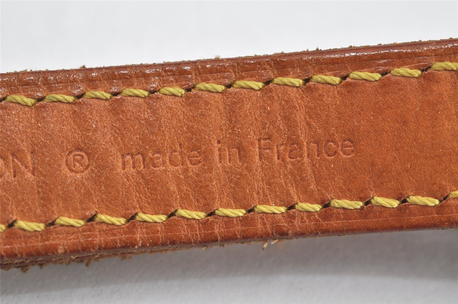 Authentic Louis Vuitton Leather Shoulder Strap Beige 40.7-47.8