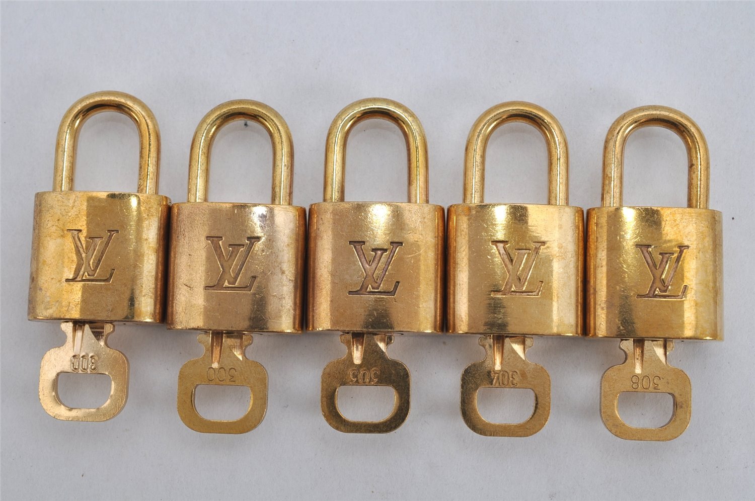 Authentic Louis Vuitton Padlock & Keys 10Set LV 3284K