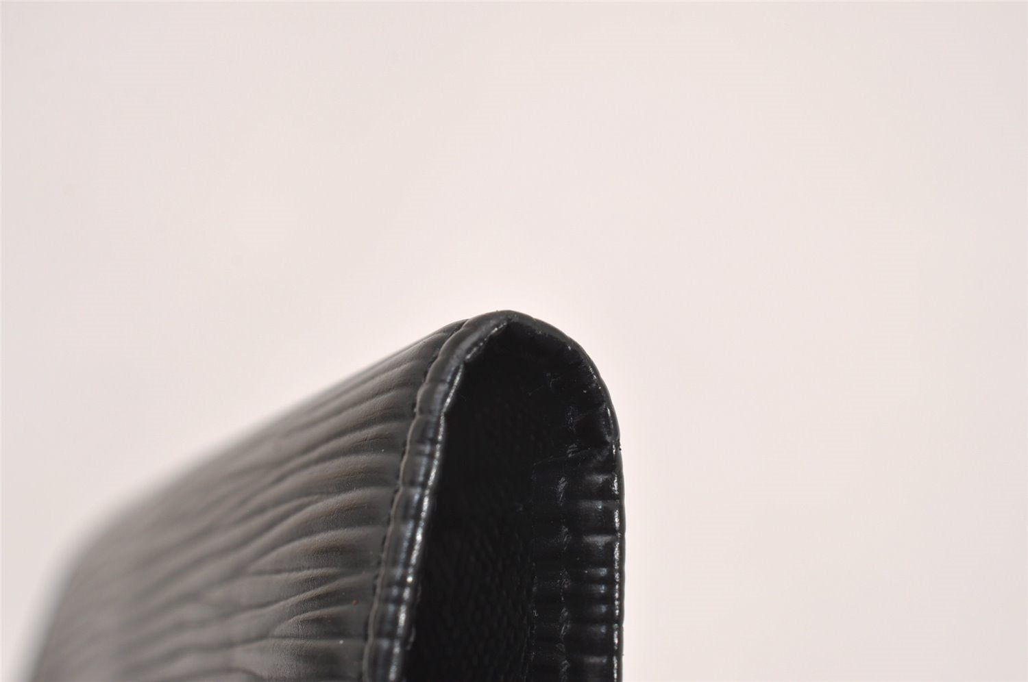 Authentic Louis Vuitton Epi Multicles 6 Key Case Black M63812 LV 3286J