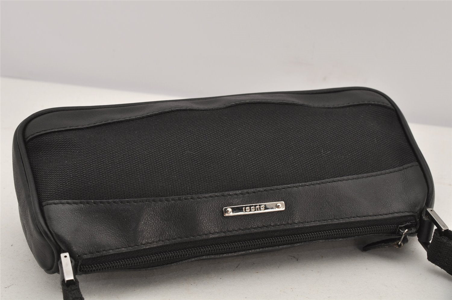 Authentic GUCCI Vintage Hand Bag Pouch Purse Canvas Leather 92820 Black 3287K