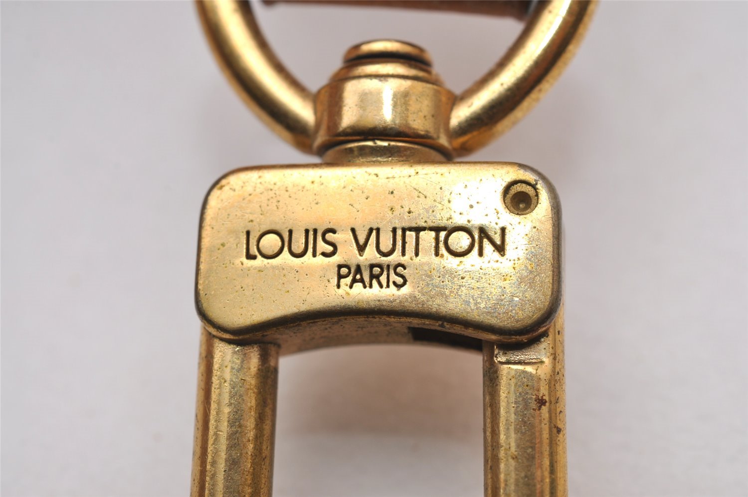 Authentic Louis Vuitton Leather Shoulder Strap Beige 48-55.1