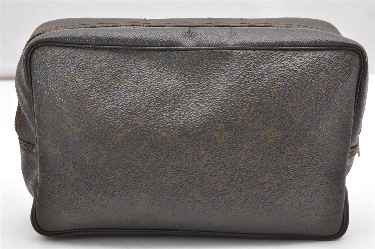 Auth Louis Vuitton Monogram Trousse Toilette 28 Clutch Hand Bag Old Model 3294K