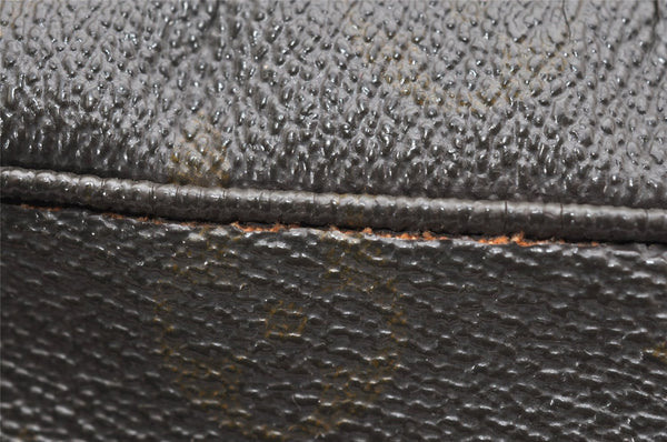 Auth Louis Vuitton Monogram Trousse Toilette 28 Clutch Hand Bag Old Model 3294K