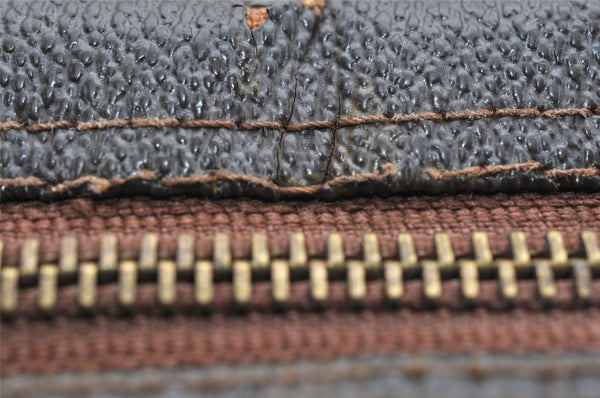 Auth Louis Vuitton Monogram Trousse Toilette 28 Clutch Hand Bag Old Model 3294K